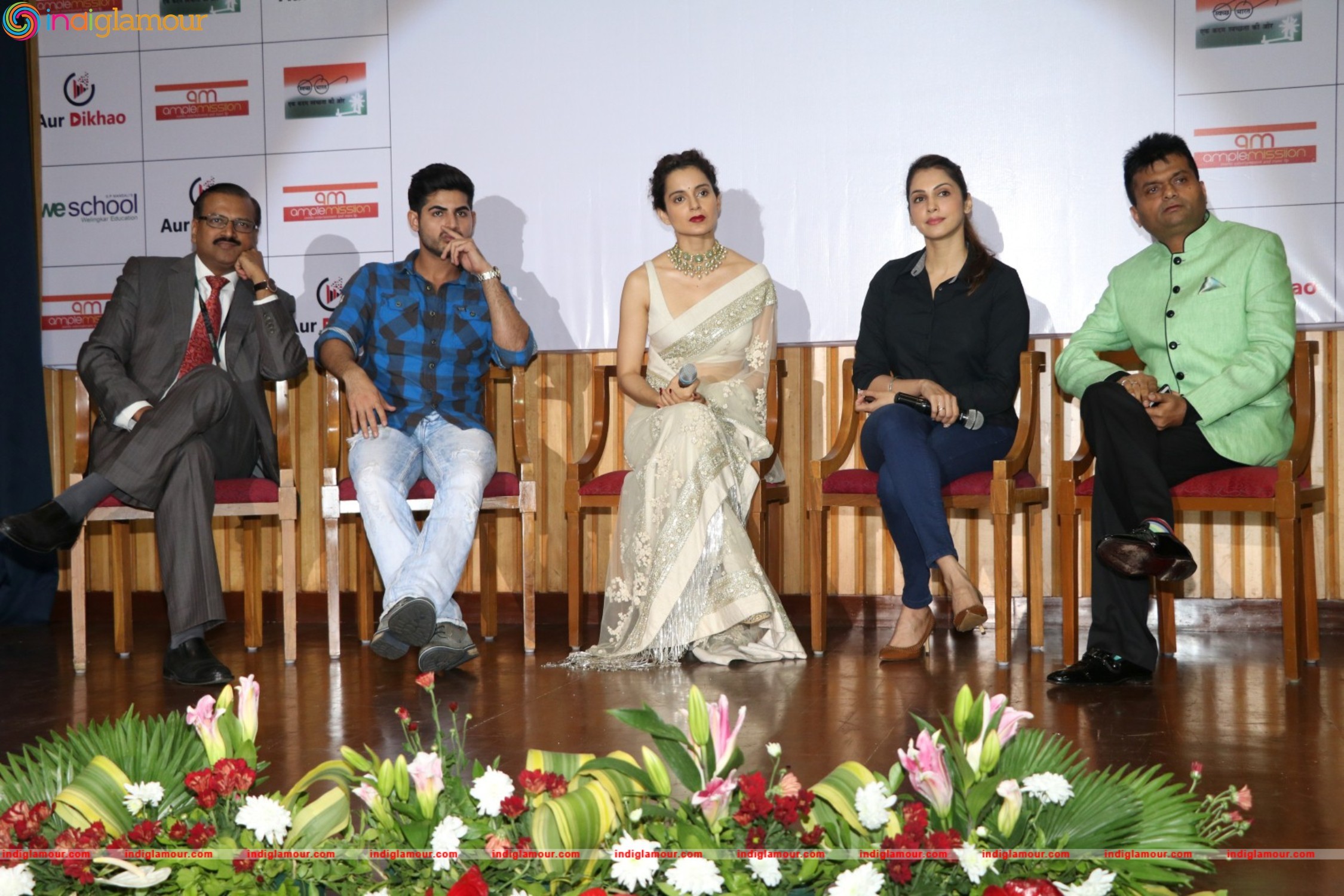 Kangana Ranaut,Omkar Kapoor and Isha Koppikar Promote Swachh Bharat Event hd photo
