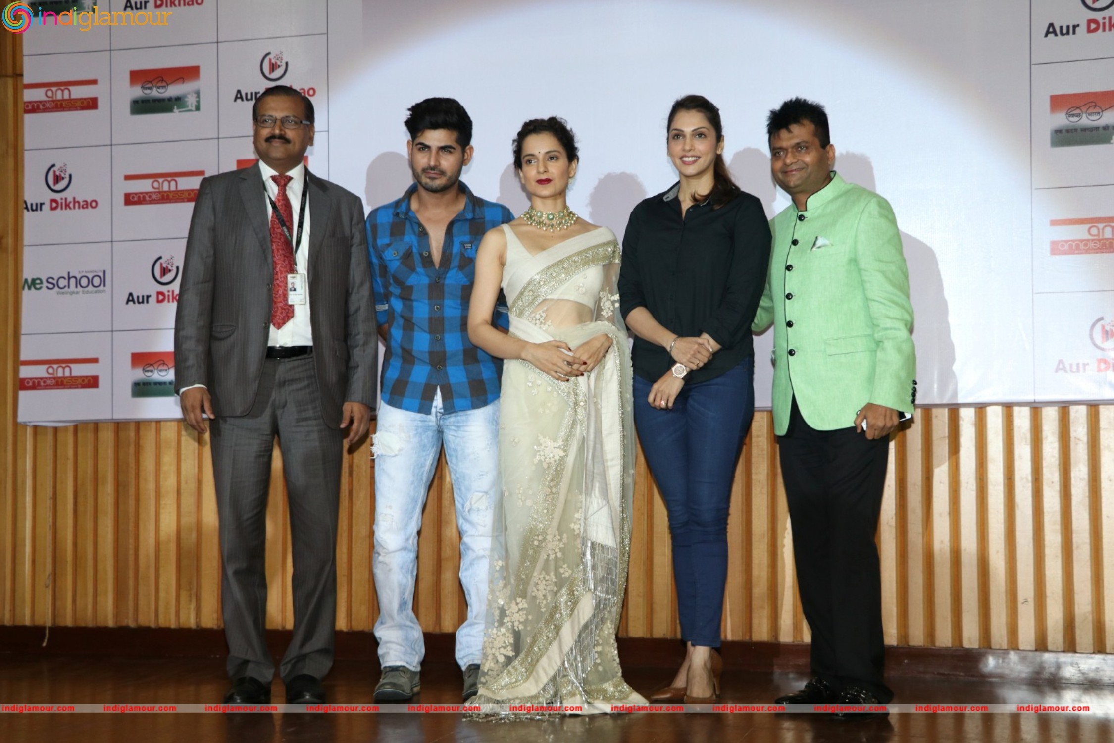 Kangana Ranaut,Omkar Kapoor and Isha Koppikar Promote Swachh Bharat Event hd photo