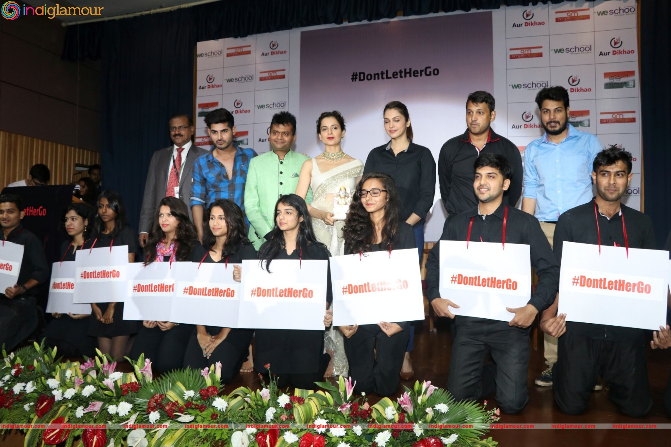 Kangana Ranaut,Omkar Kapoor and Isha Koppikar Promote Swachh Bharat Event hd photo