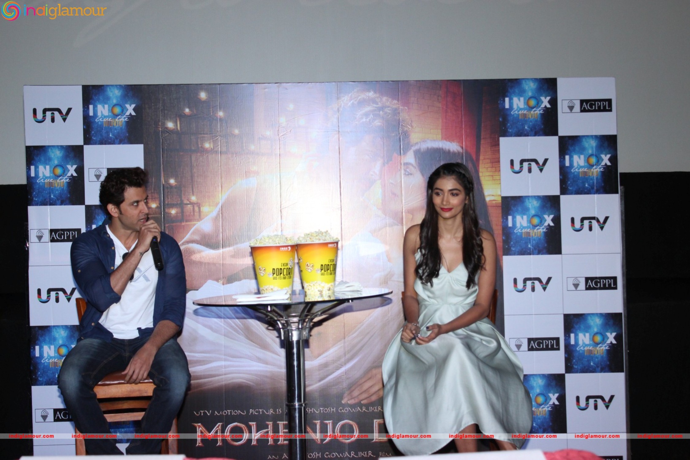 Meet and Greet With Hritik Roshan and Pooja Hegde For Film Mohenjo Daro Event hd photo