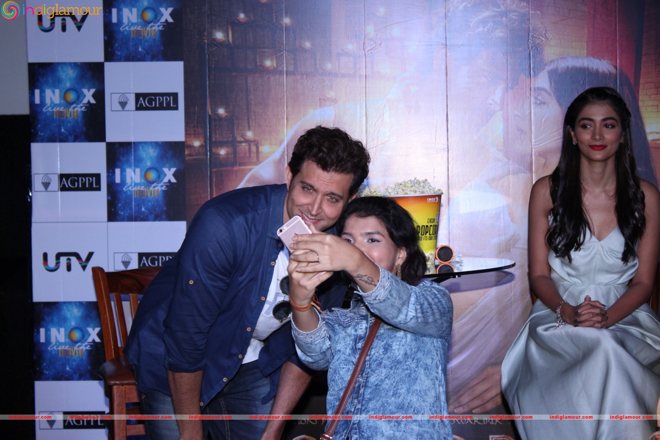 Meet and Greet With Hritik Roshan and Pooja Hegde For Film Mohenjo Daro Event hd photo