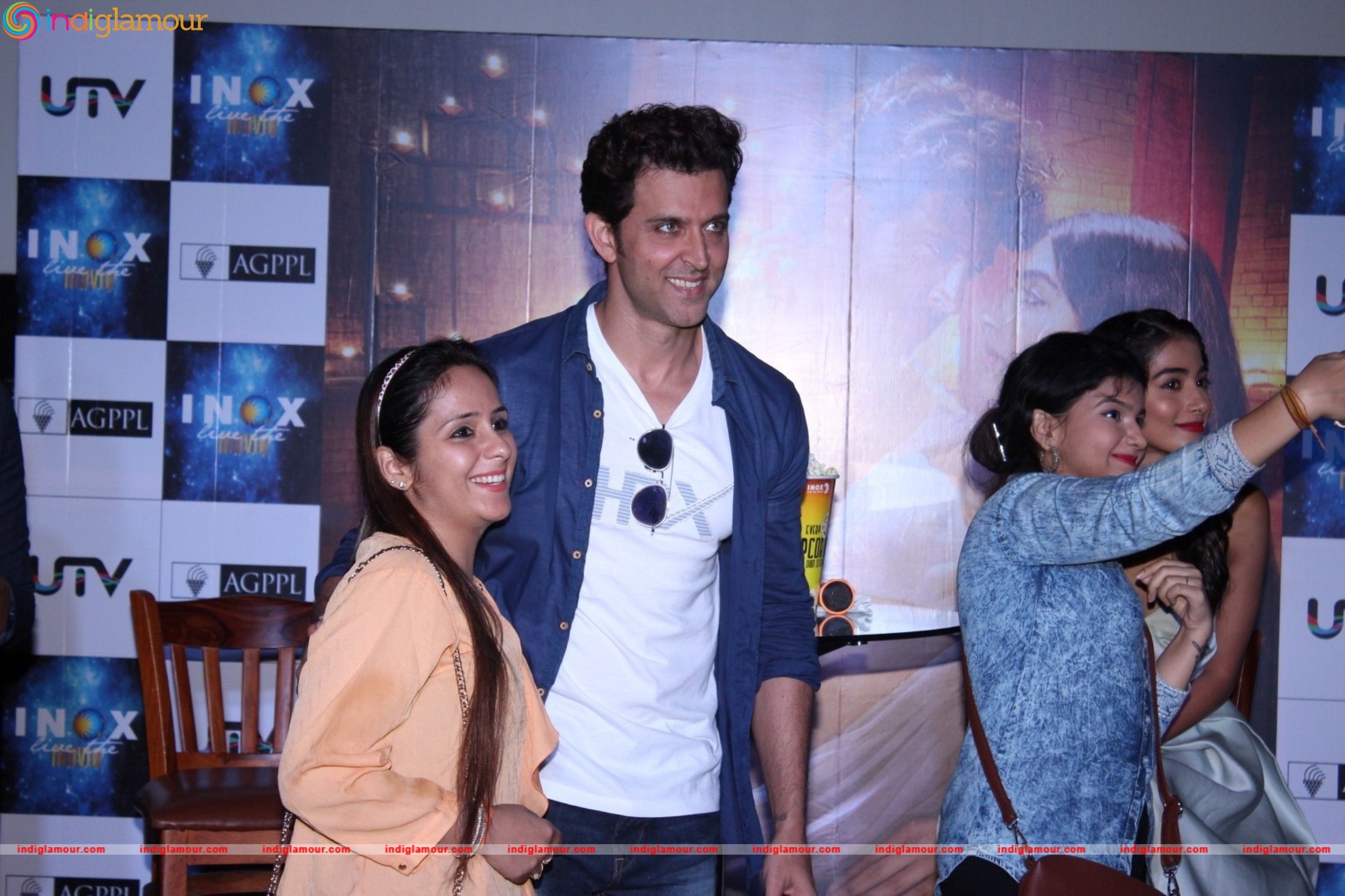 Meet and Greet With Hritik Roshan and Pooja Hegde For Film Mohenjo Daro Event hd photo