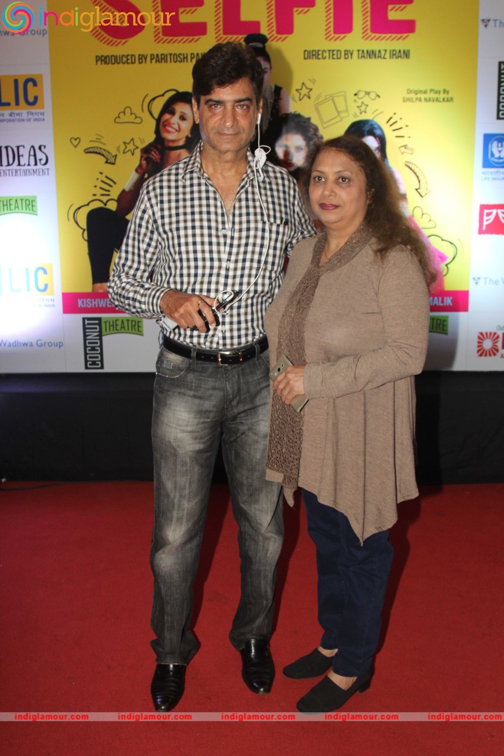 Premiere of English Play Selfie Event hd photo