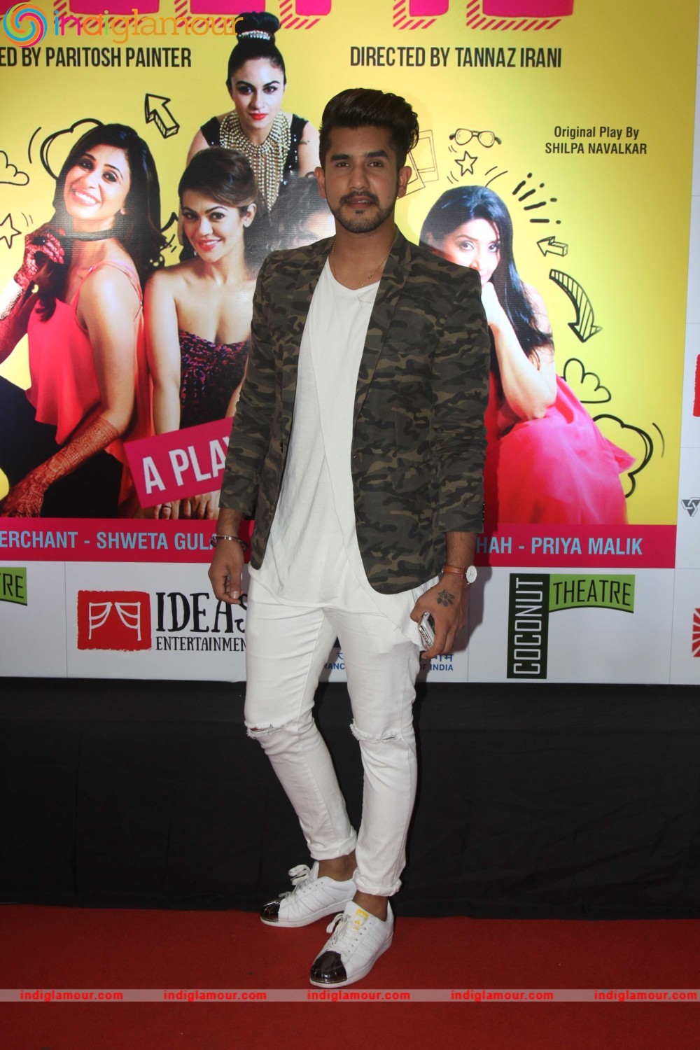 Premiere of English Play Selfie Event hd photo