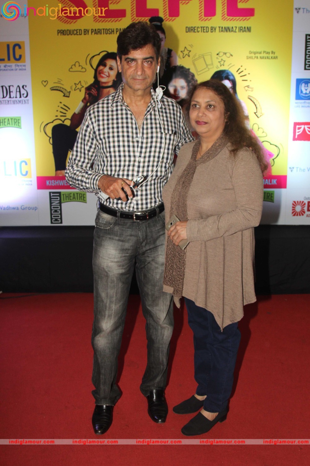 Premiere of English Play Selfie Event hd photo