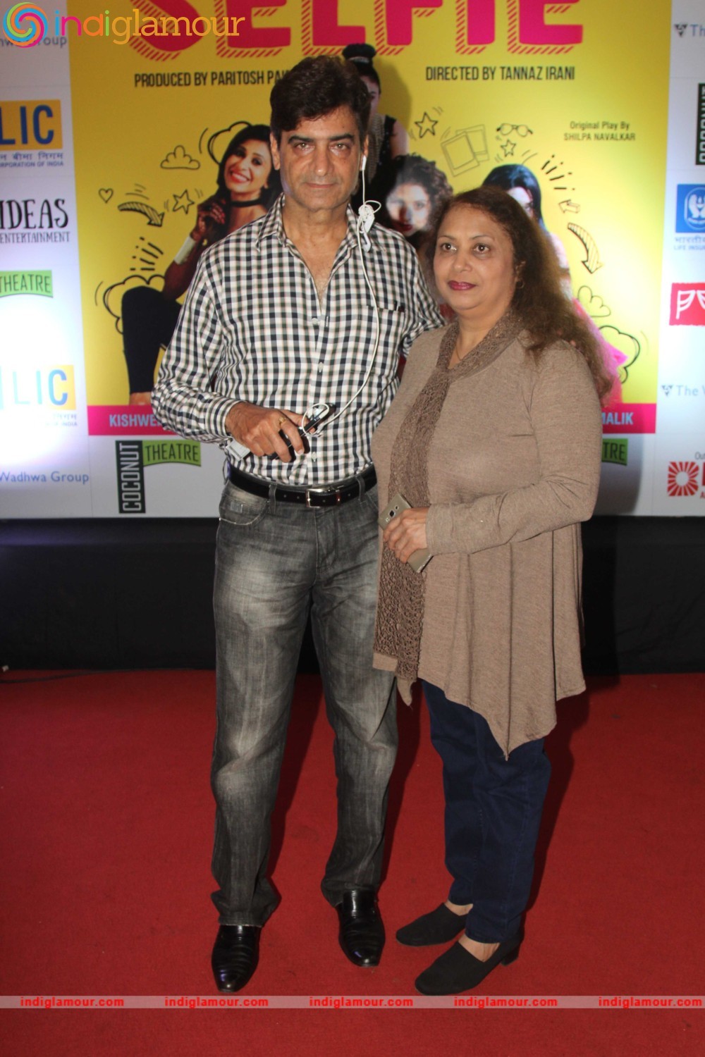 Premiere of English Play Selfie Event hd photo