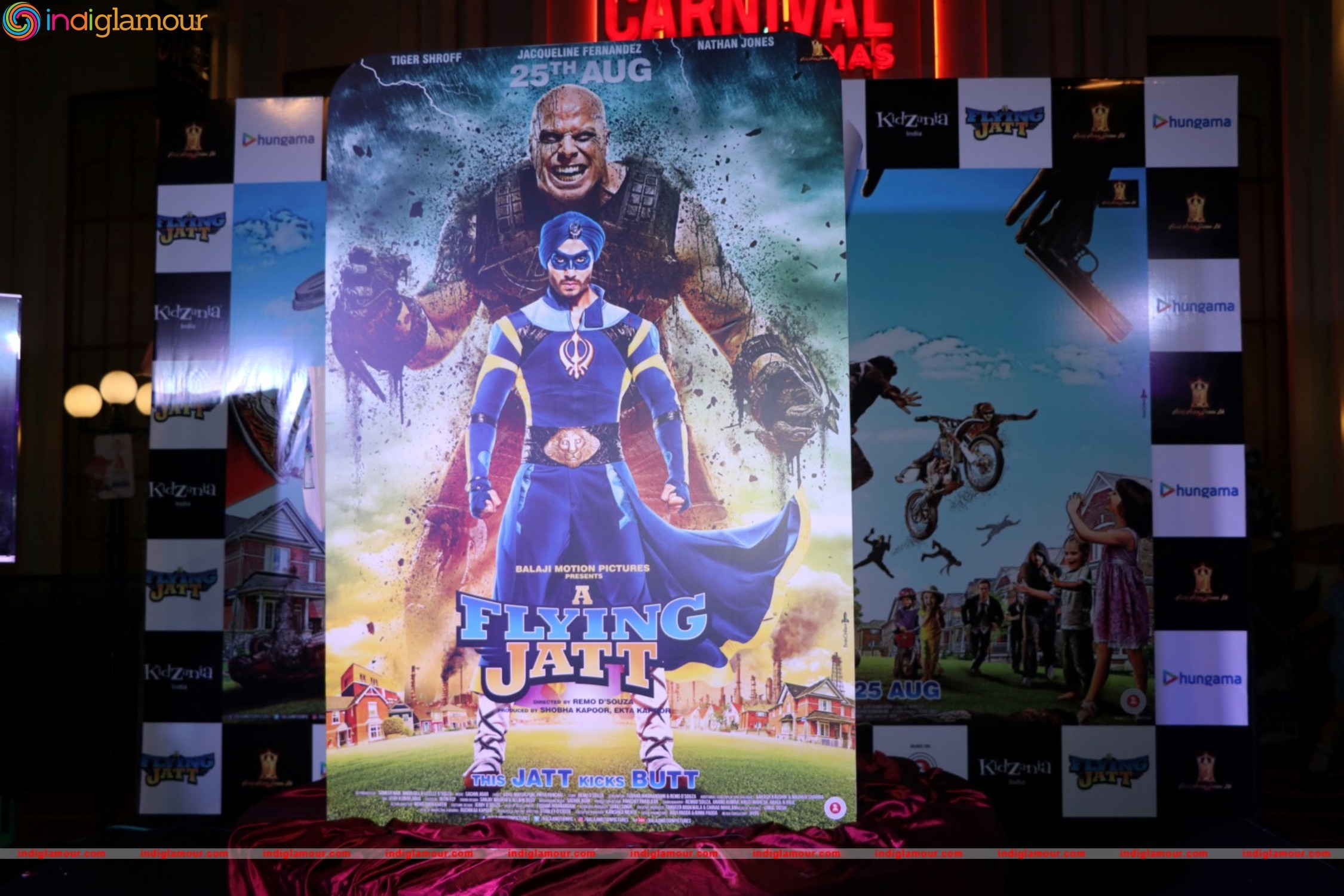 Tiger Shroff and Remo D'Souza At Launch Of Official Game Of SuperHero Event hd photo