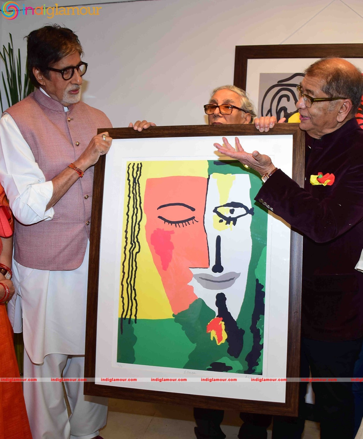Amitabh Bachchan launches Dilip De's digital art exhibition (1) Event hd photo