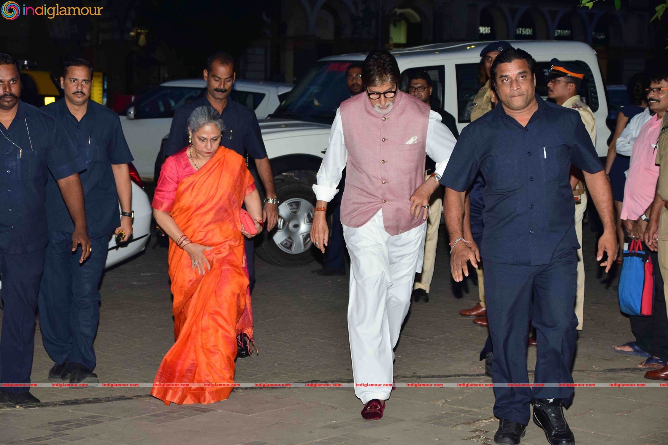 Amitabh Bachchan launches Dilip De's digital art exhibition (1) Event hd photo
