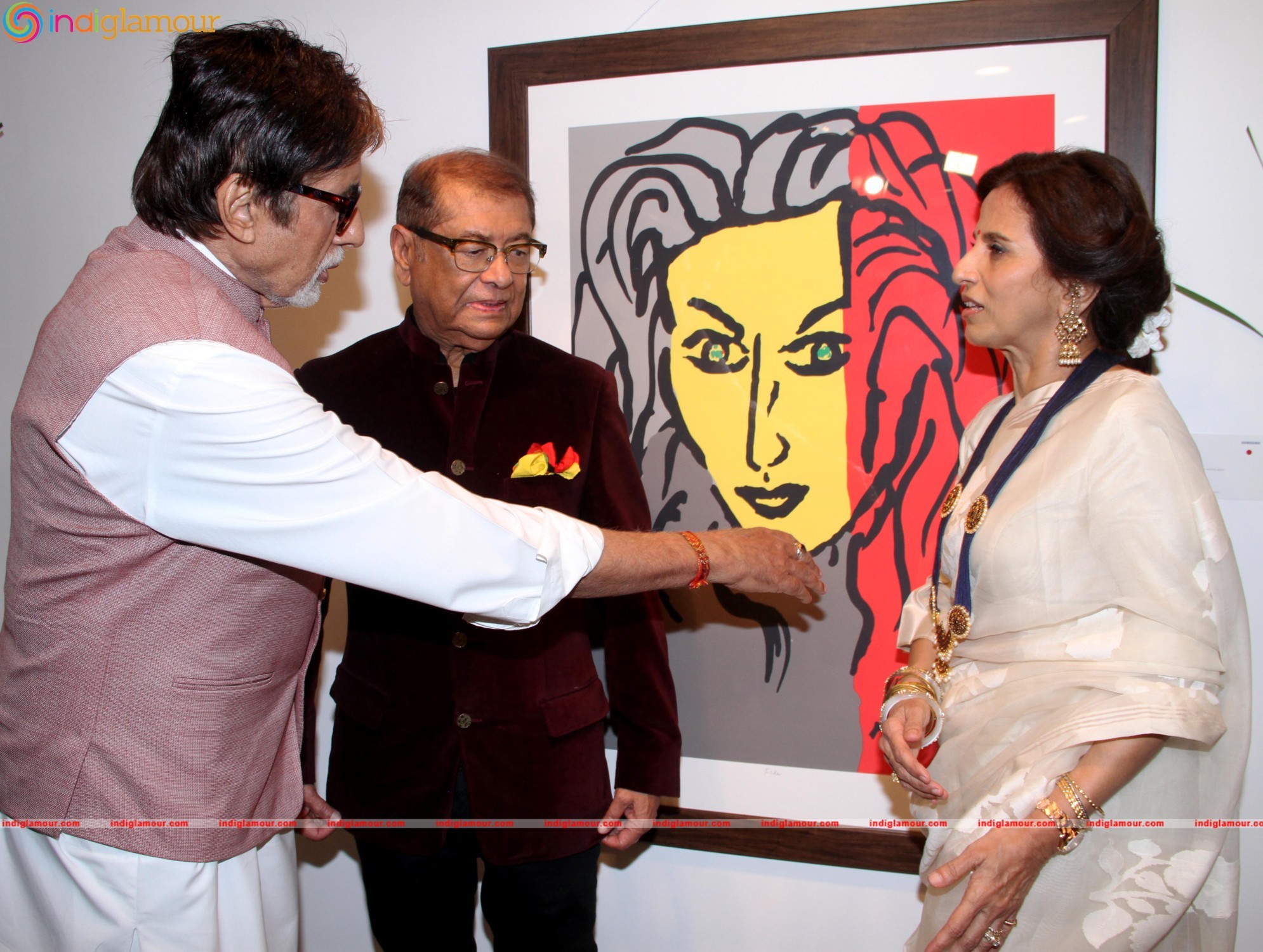 Amitabh Bachchan launches Dilip De's digital art exhibition (1) Event hd photo