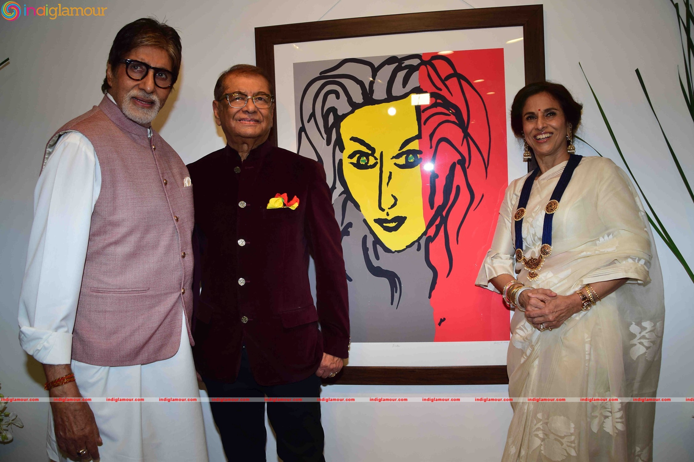 Amitabh Bachchan launches Dilip De's digital art exhibition (1) Event hd photo