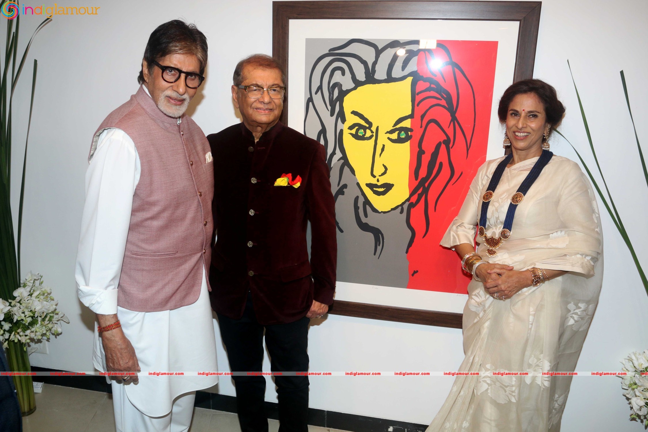 Amitabh Bachchan launches Dilip De's digital art exhibition (1) Event hd photo