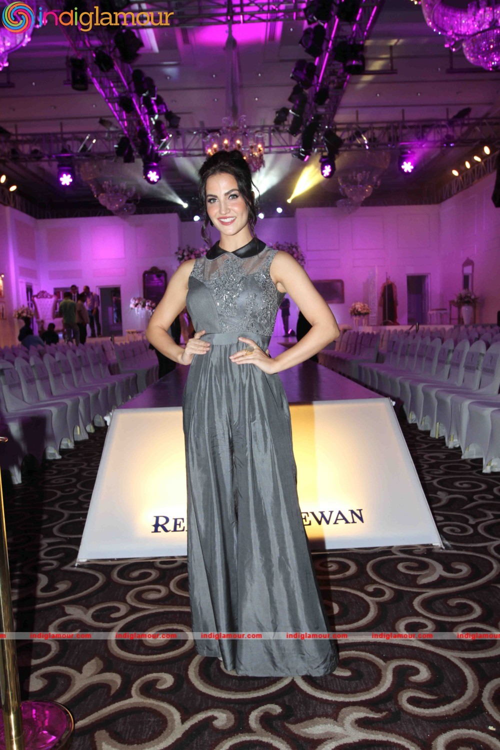 Bollywood stars launch at Sushmita Sen walk ramp Event hd photo