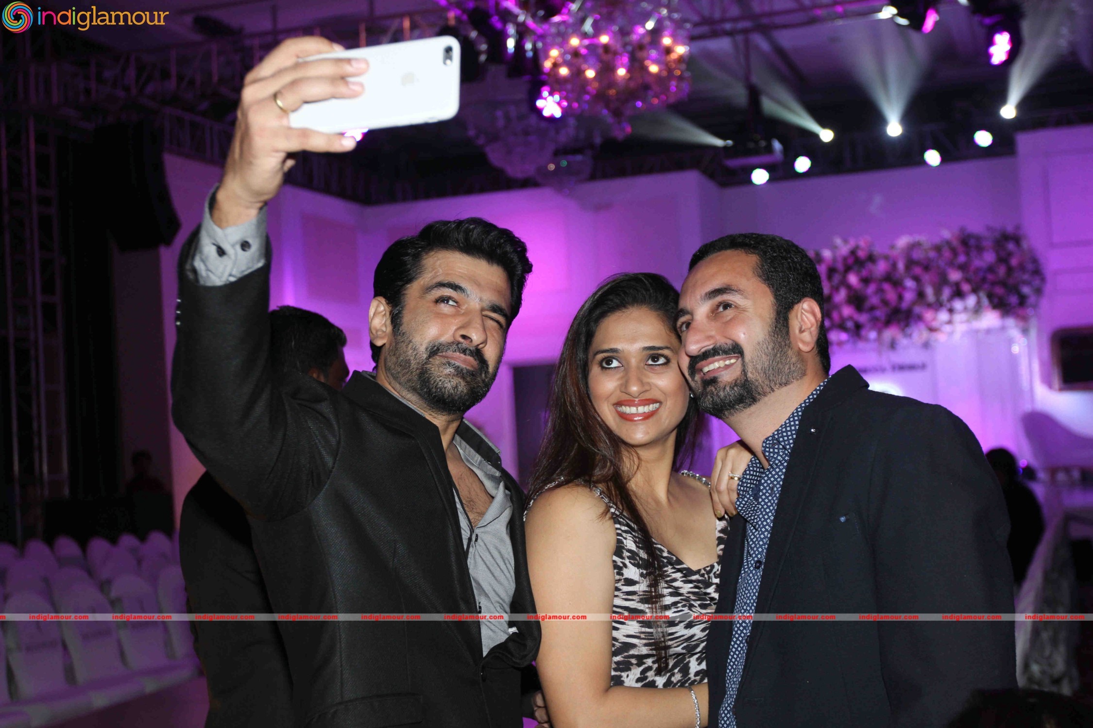 Bollywood stars launch at Sushmita Sen walk ramp Event hd photo