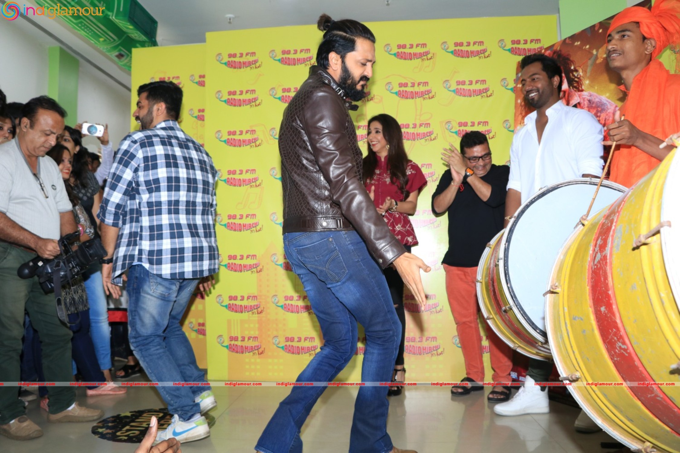 Riteish Deshmukh Launched Film Banjo New Song At Radio Mirchi Photos Event hd photo