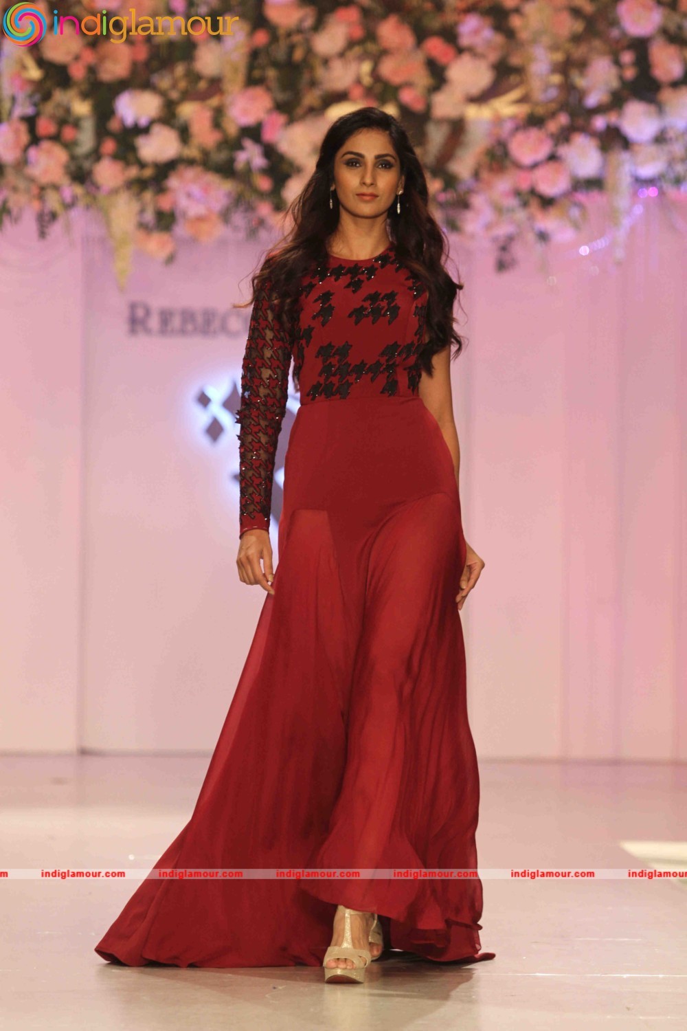 Sushmita Sen walk ramp Event hd photo