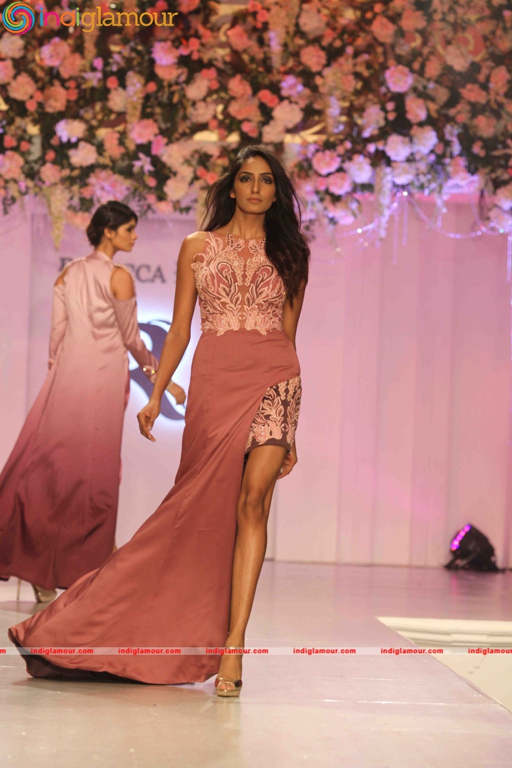 Sushmita Sen walk ramp Event hd photo