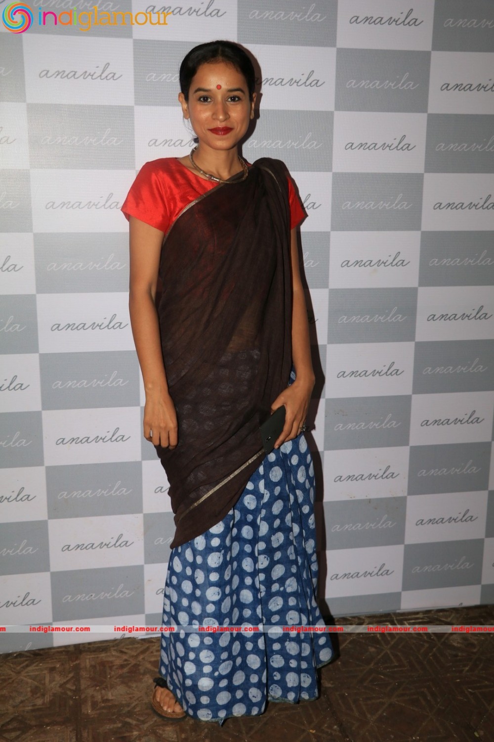 Sonam Kapoor and Kiran Rao At Anavila Store Launch Event hd photo
