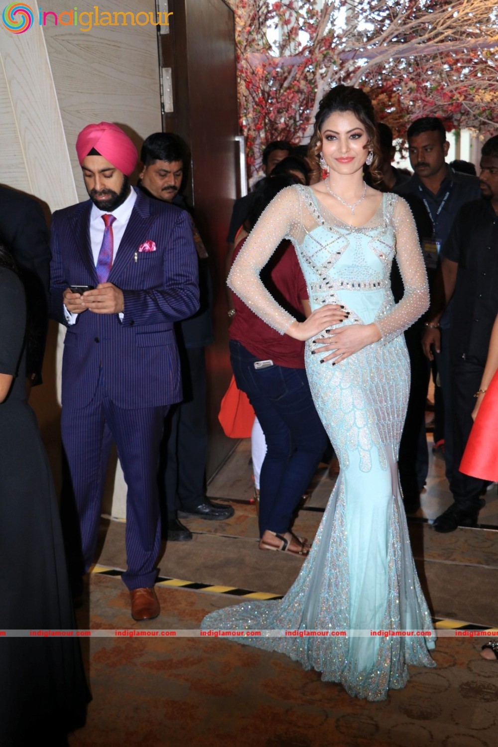 Urvashi Rautela Inagurate The 15th Edition Of Glamour 2016 A Premium Jewellery Exihibition Event hd photo