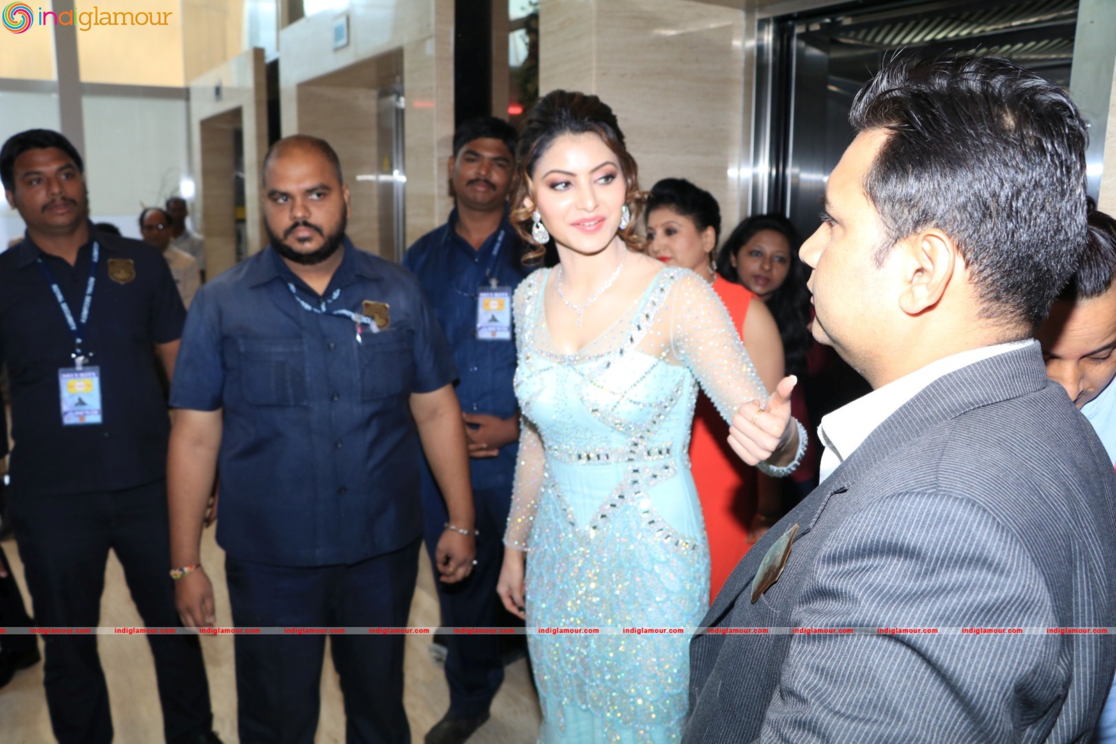Urvashi Rautela Inagurate The 15th Edition Of Glamour 2016 A Premium Jewellery Exihibition Event hd photo