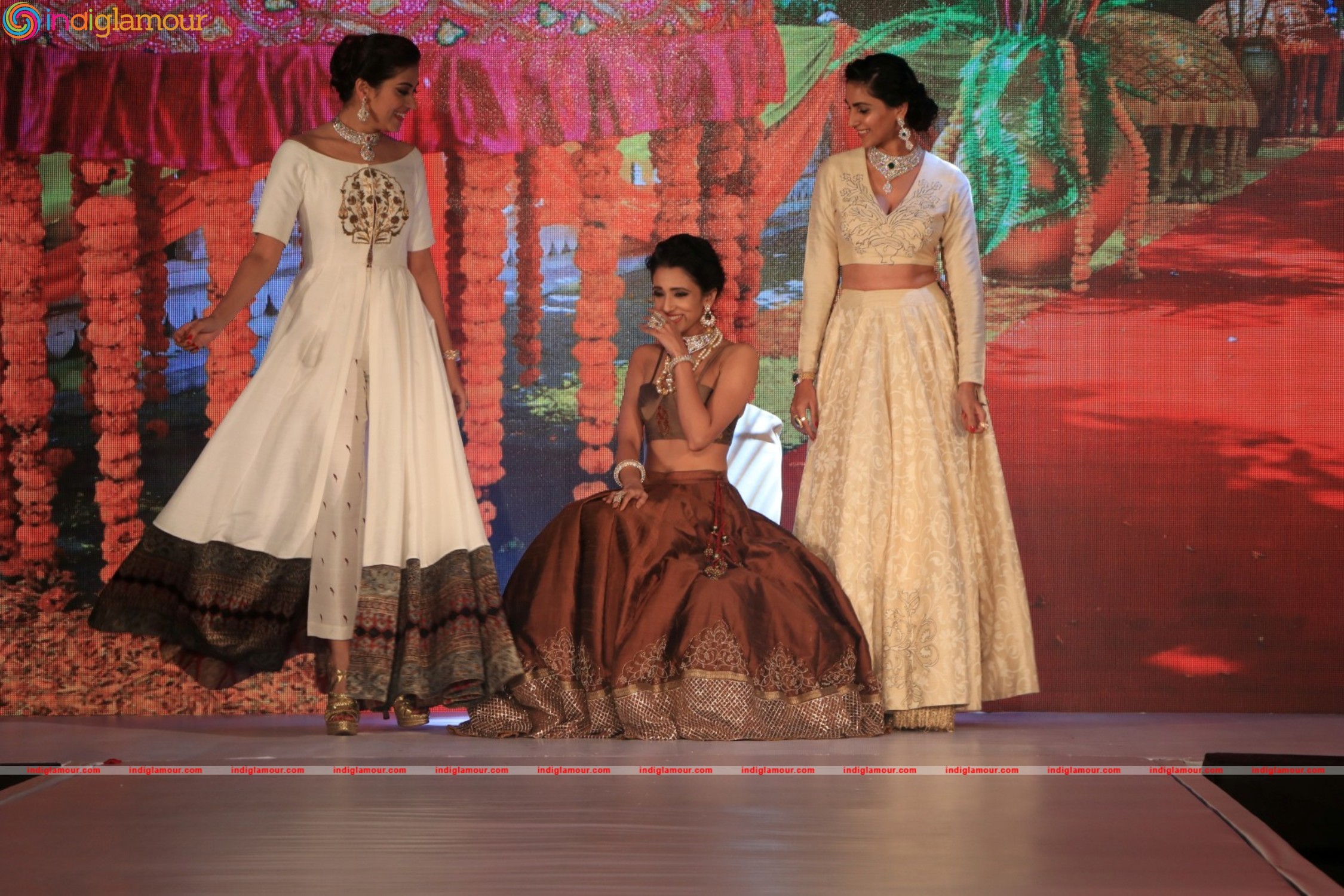 Fashion show at Glamour Exhibition 2016 Event hd photo