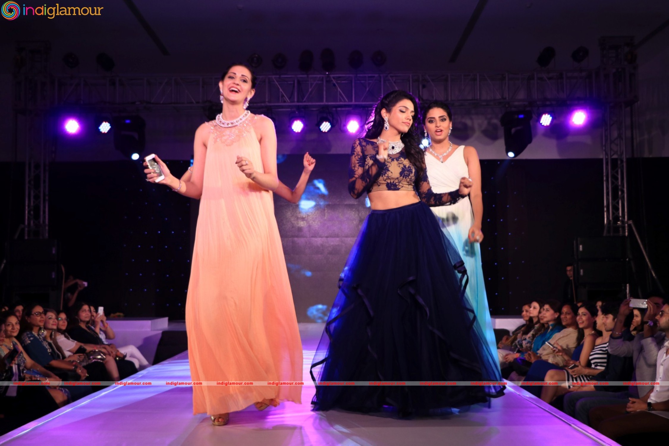 Fashion show at Glamour Exhibition 2016 Event hd photo
