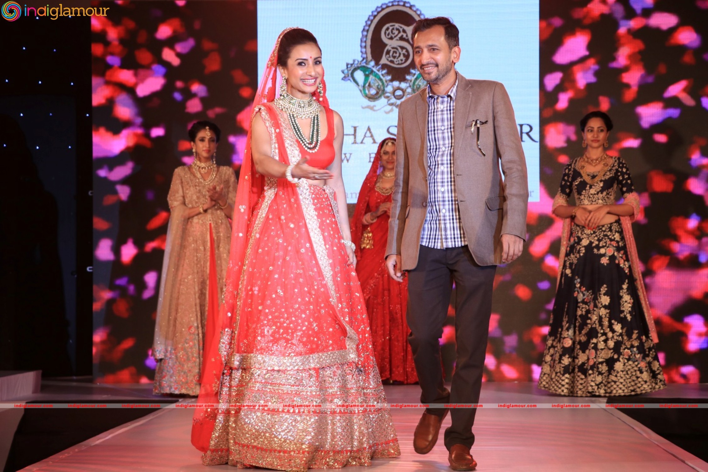 Fashion show at Glamour Exhibition 2016 Event hd photo