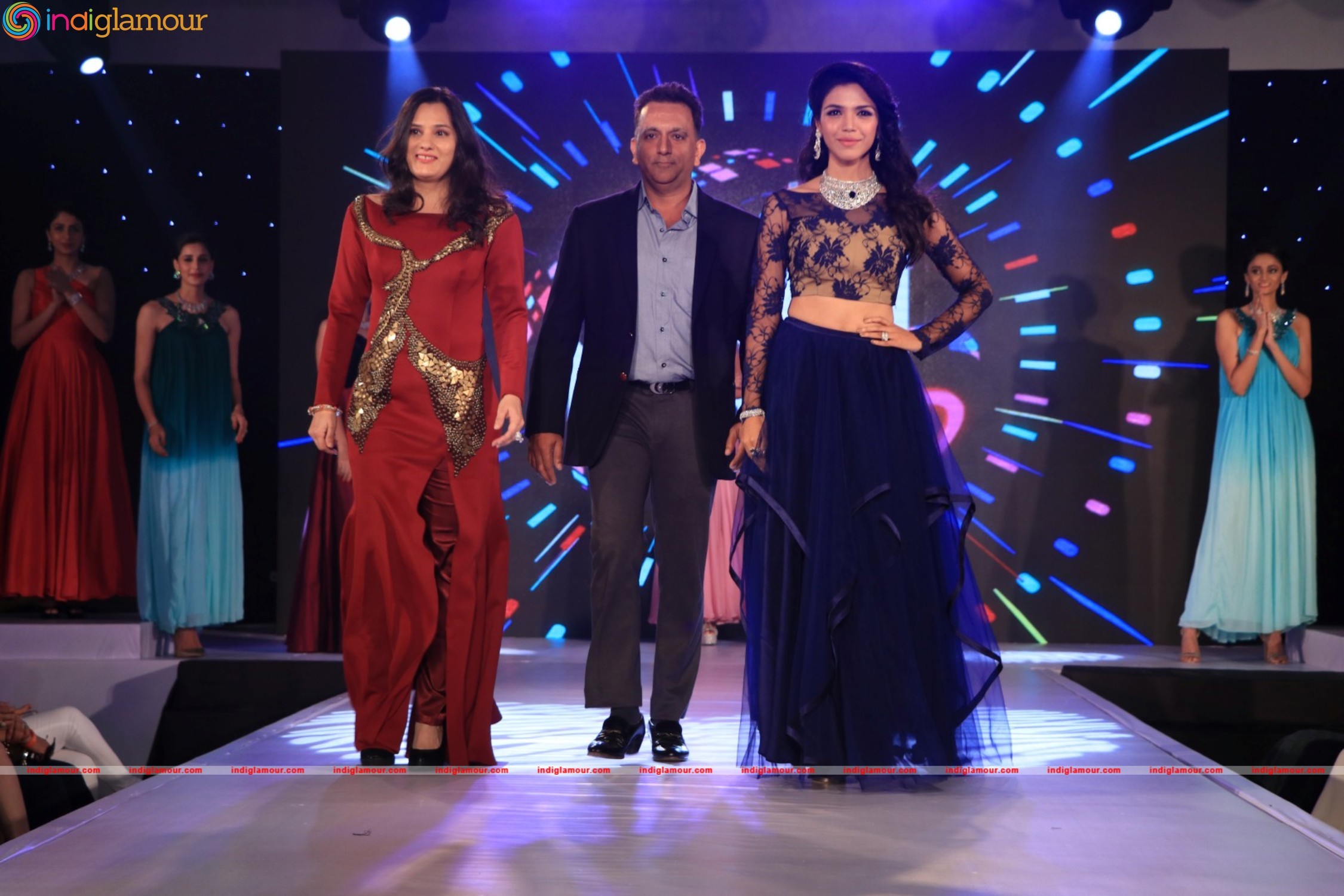 Fashion show at Glamour Exhibition 2016 Event hd photo