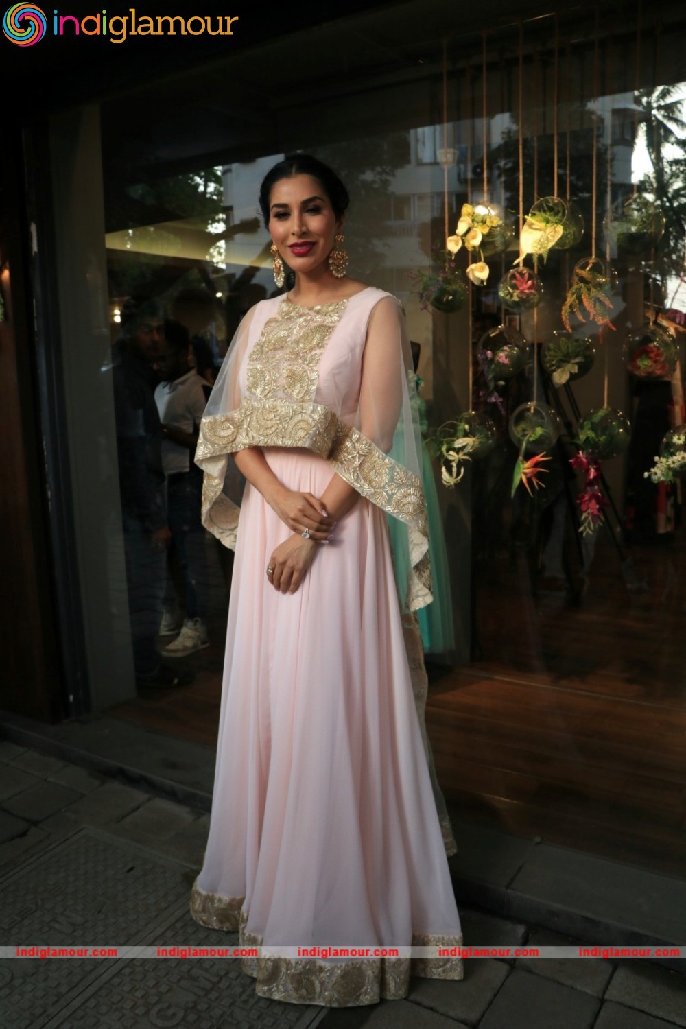Amy Billimoria House Of Design Launch Festive Collection With Karishma Kapoor Event hd photo