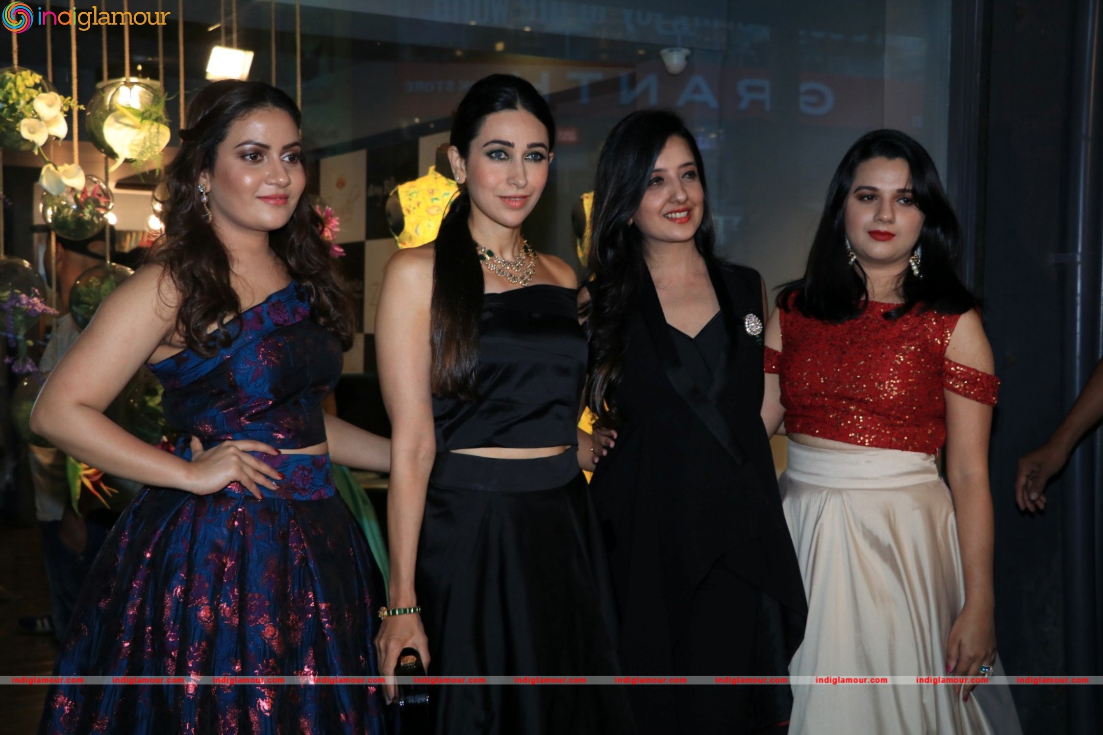 Amy Billimoria House Of Design Launch Festive Collection With Karishma Kapoor Event hd photo