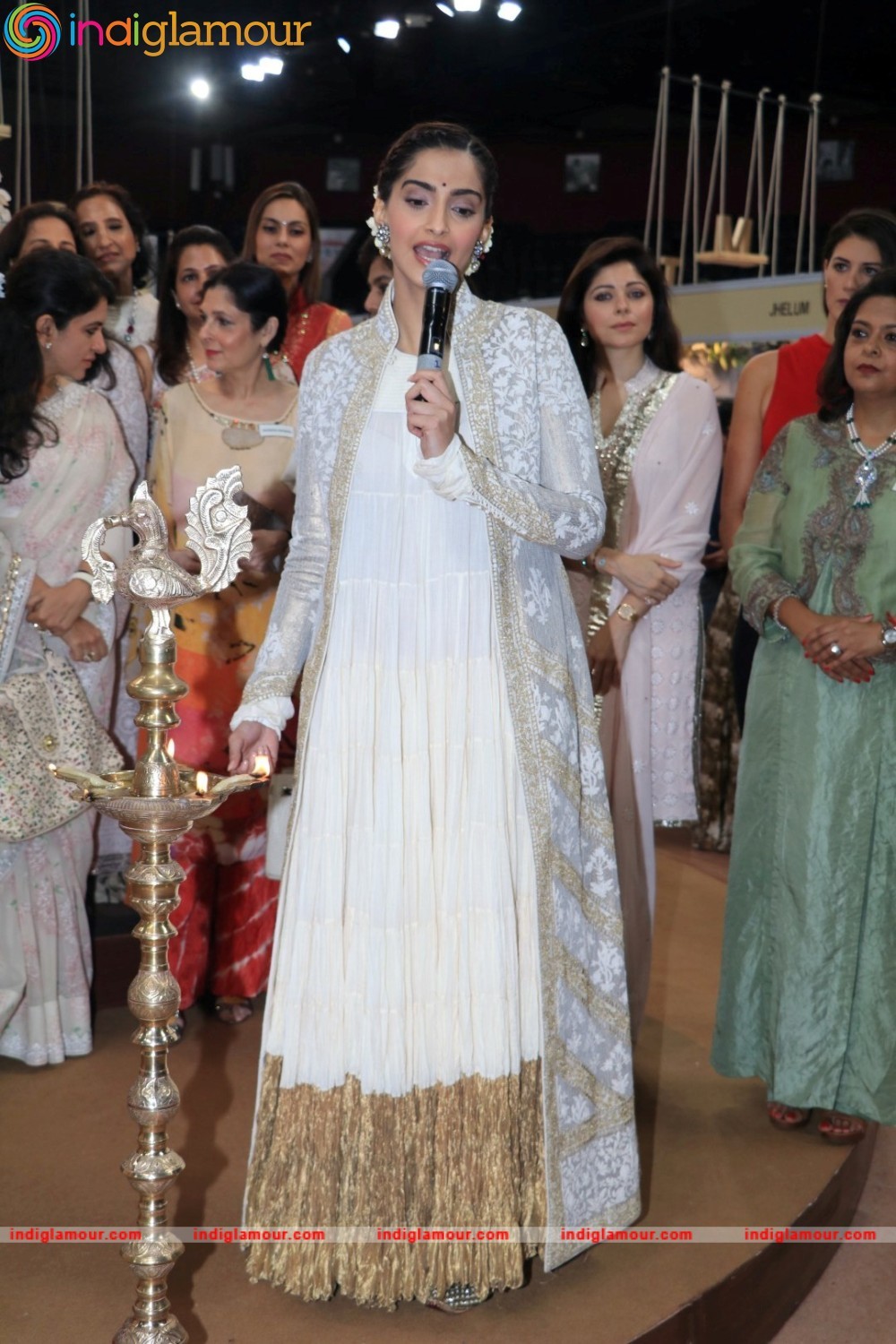 Opening Of Imc Ladies Wing Women Entrepreneur Exhibition By Sonam Kapoor Event hd photo