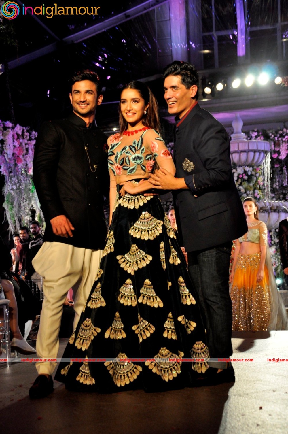 Bollywood Stars On Ramp At LFW 2016 Event hd photo