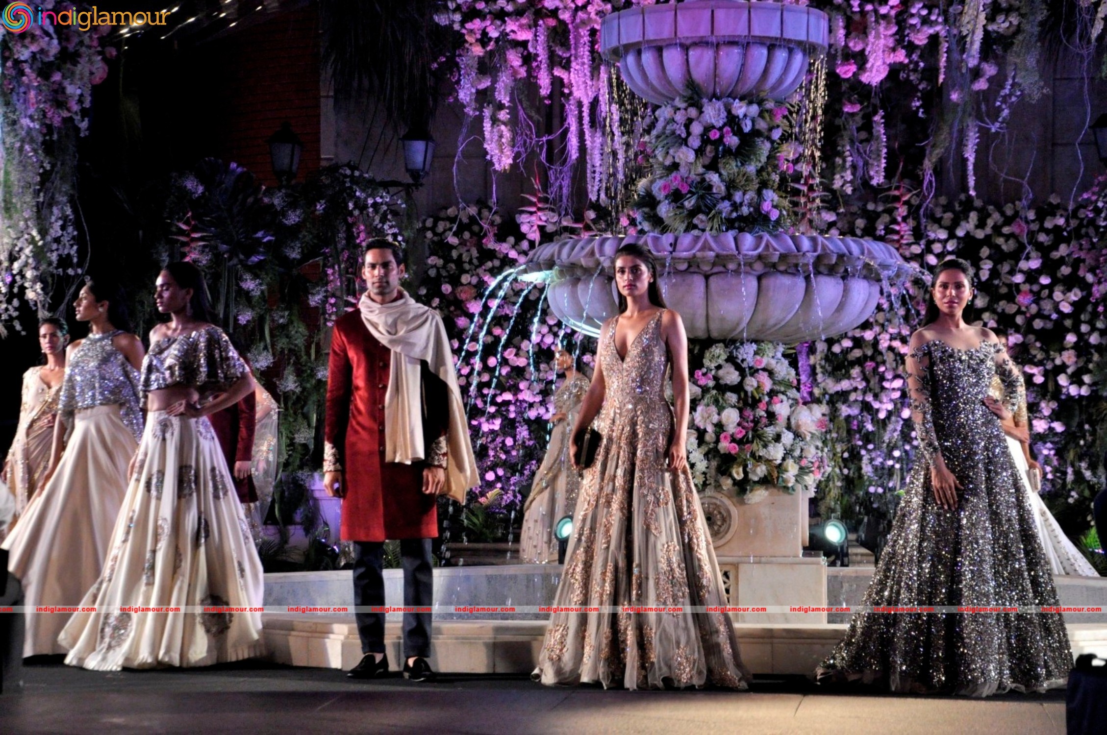 Bollywood Stars On Ramp At LFW 2016 Event hd photo