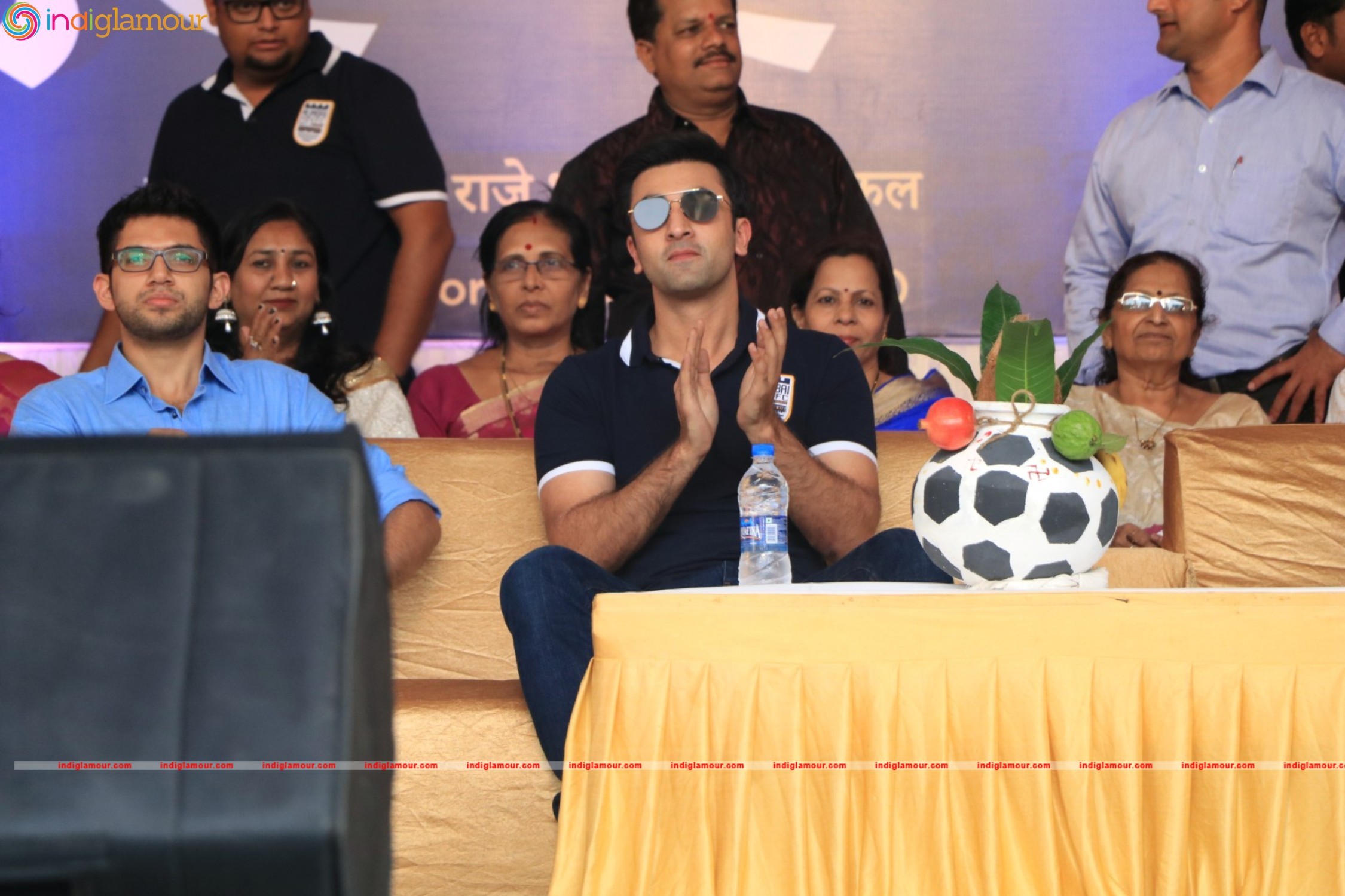 Ranbir Kapoor on Mumbai City Football Club at Andheri Sports Complex Time Event hd photo