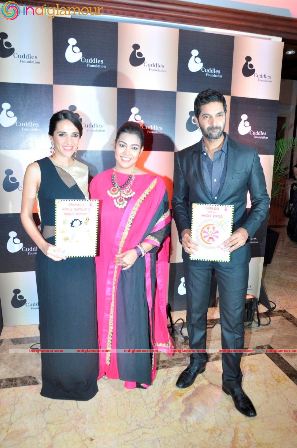 Sonam Kapoor Gets Associated With A New NGO Named Cuddles Foundation Event hd photo
