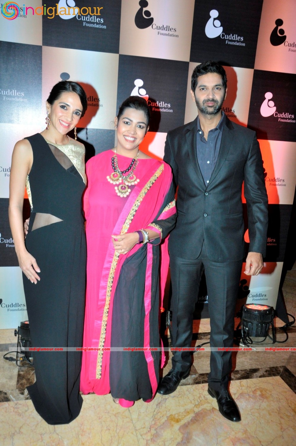 Sonam Kapoor Gets Associated With A New NGO Named Cuddles Foundation Event hd photo