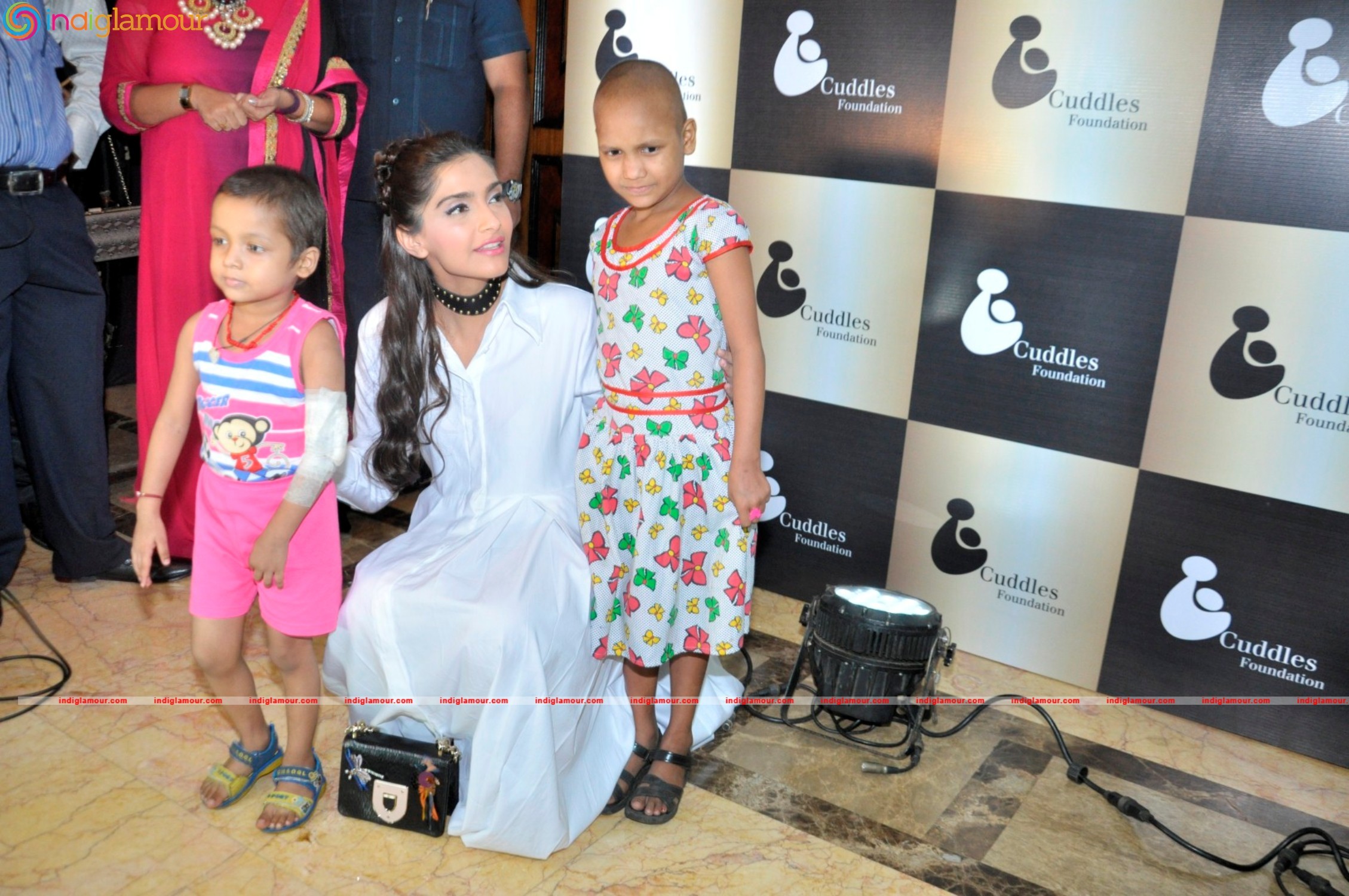 Sonam Kapoor Gets Associated With A New NGO Named Cuddles Foundation Event hd photo