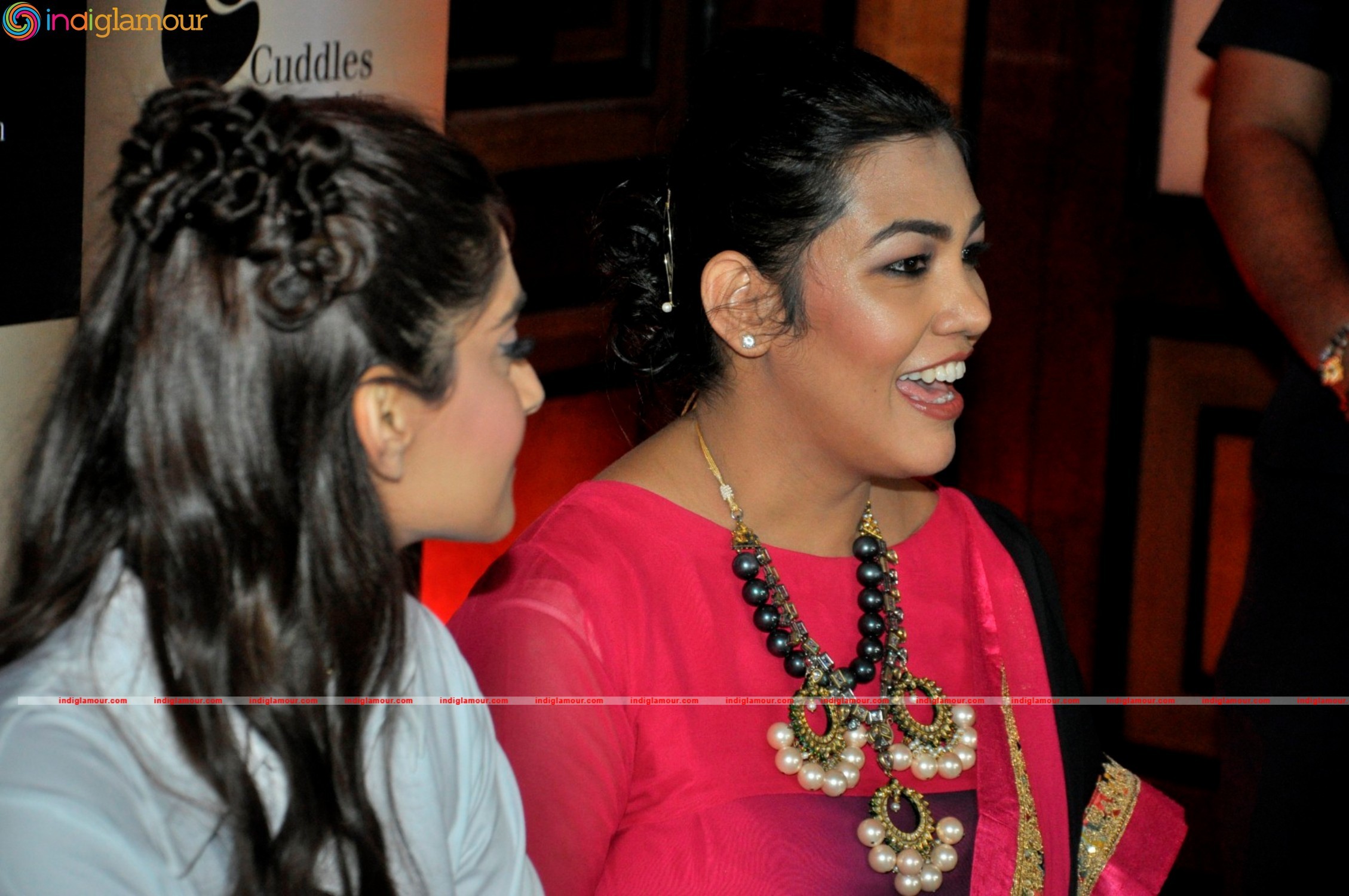 Sonam Kapoor Gets Associated With A New NGO Named Cuddles Foundation Event hd photo