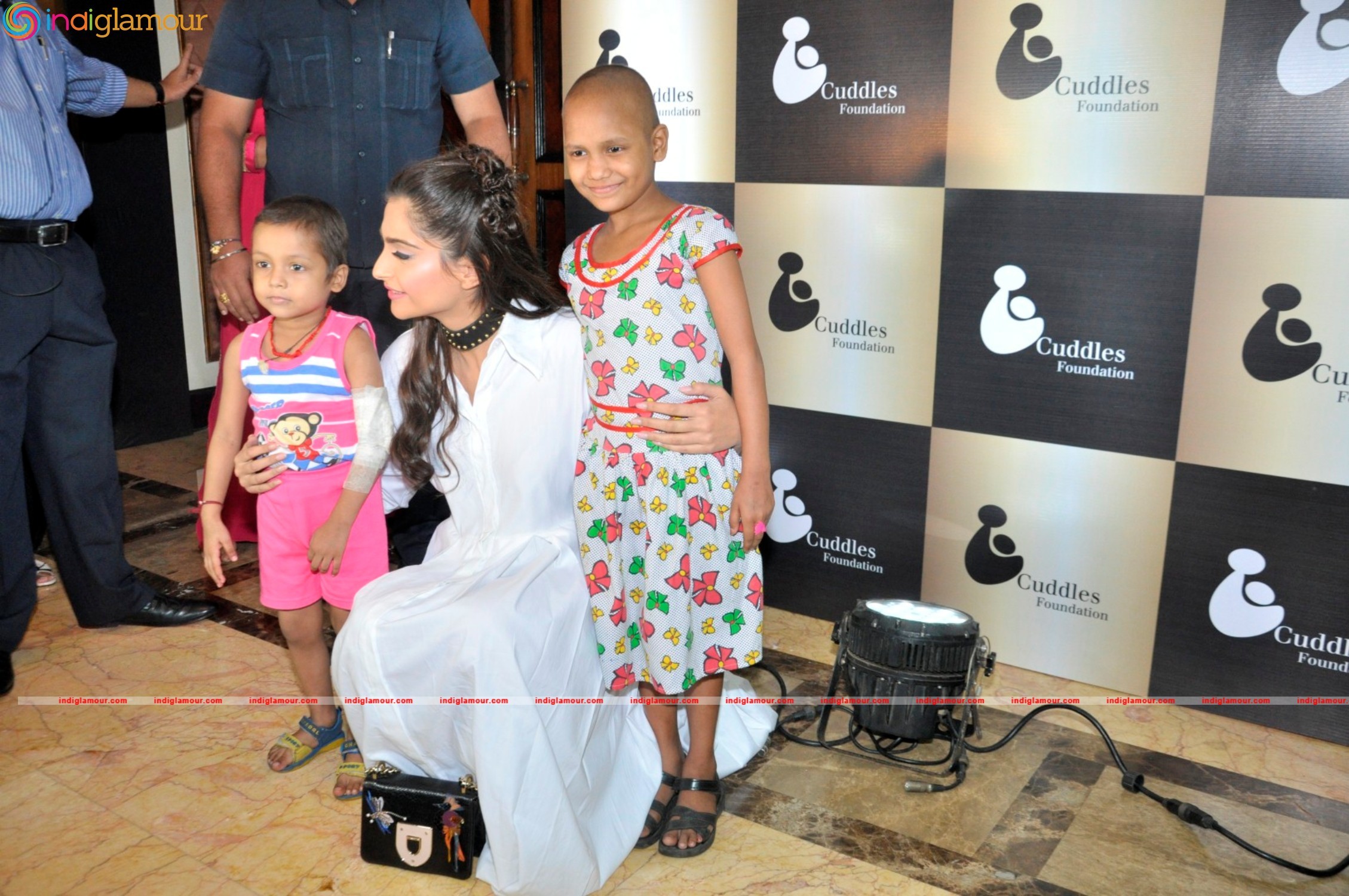 Sonam Kapoor Gets Associated With A New NGO Named Cuddles Foundation Event hd photo
