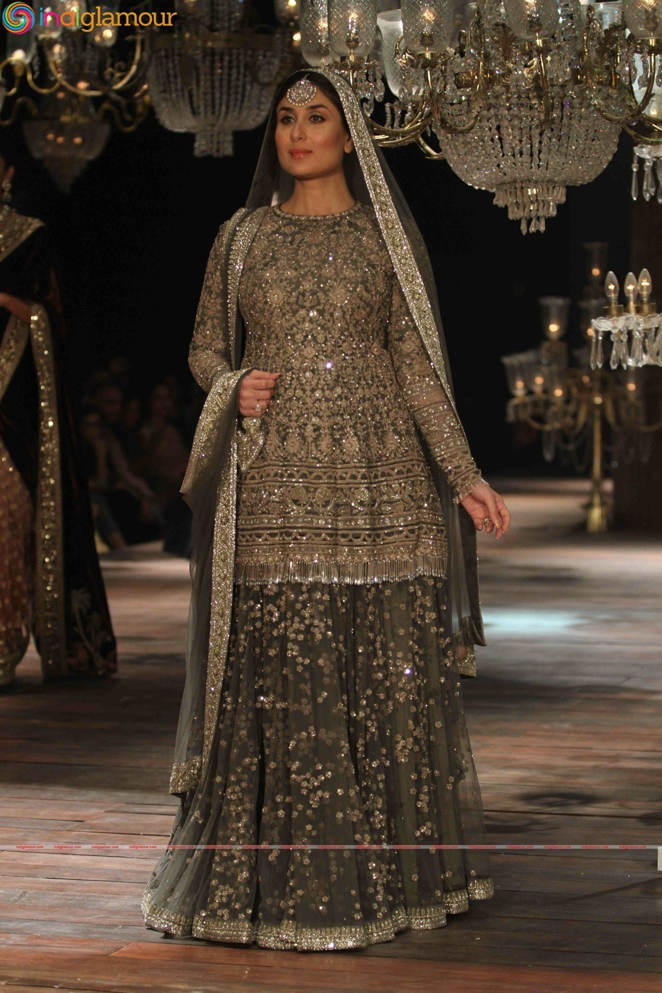 Kareena Kapoor At Lakme Fashion Week Winter Festive 2016 Grand Finale Event hd photo