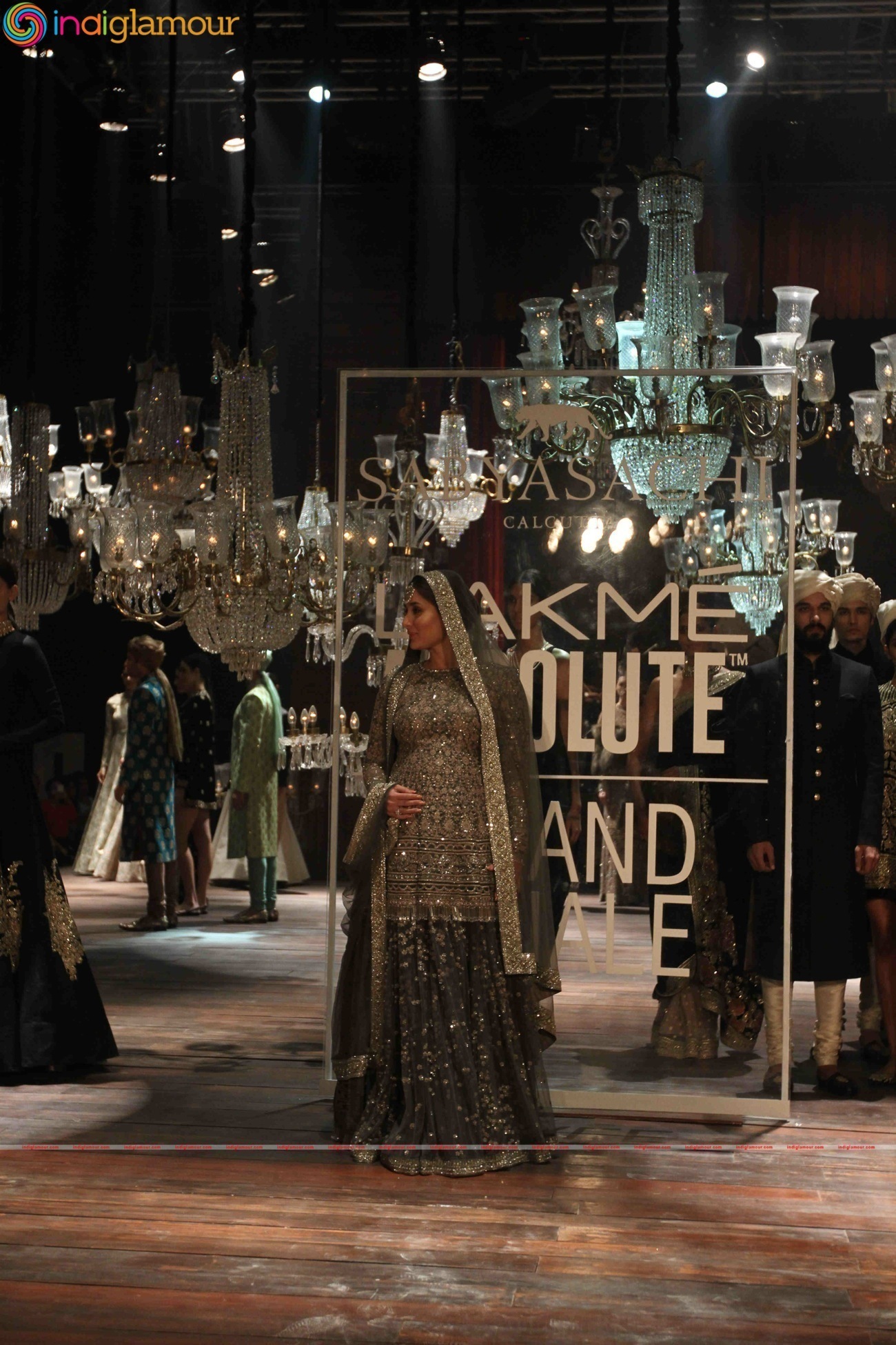 Kareena Kapoor At Lakme Fashion Week Winter Festive 2016 Grand Finale Event hd photo