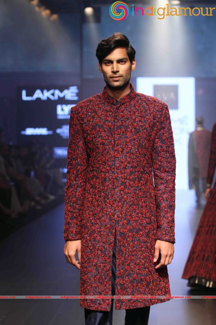 Lakme Fashion Week Winter Festive 2016 Monica Shah and Karishma Swali Event hd photo