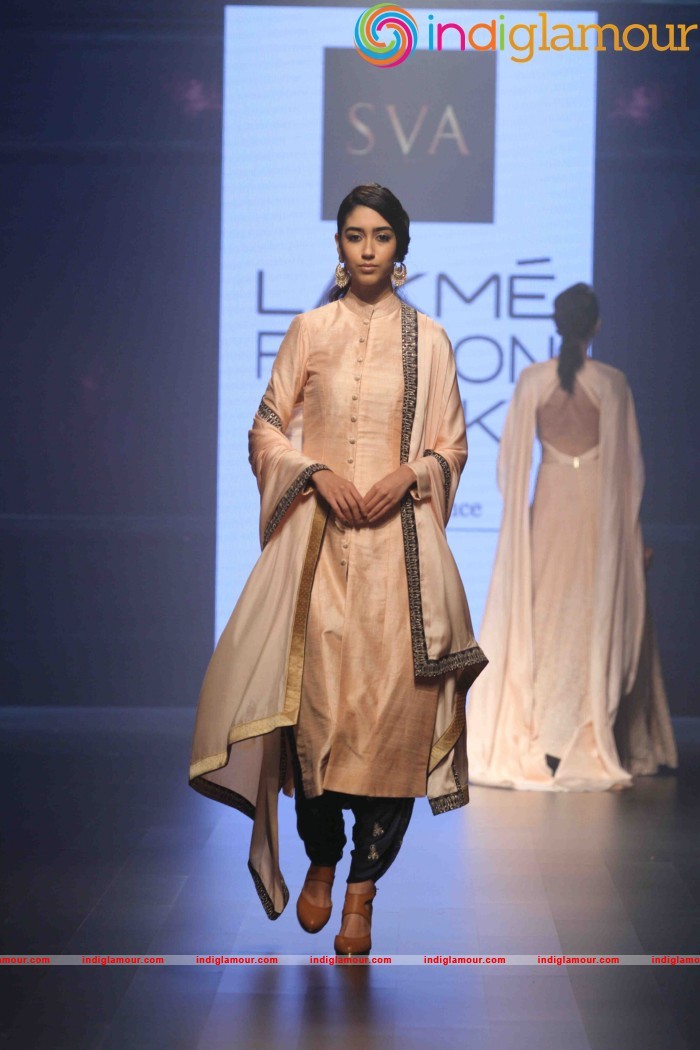 Lakme Fashion Week Winter Festive 2016 Monica Shah and Karishma Swali Event hd photo