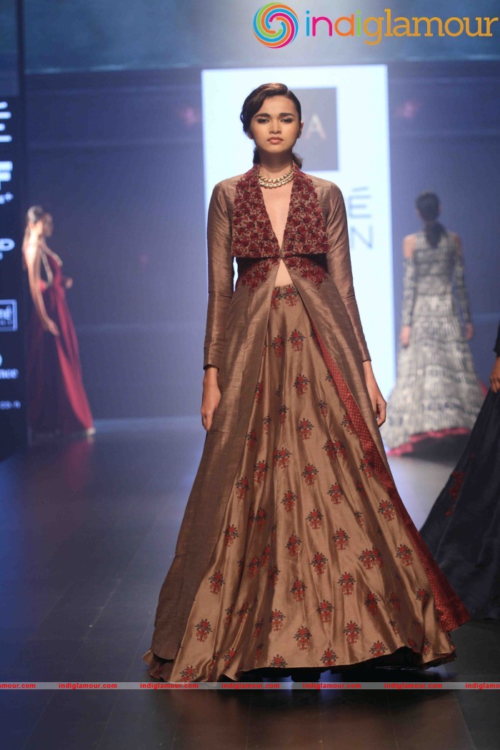 Lakme Fashion Week Winter Festive 2016 Monica Shah and Karishma Swali Event hd photo