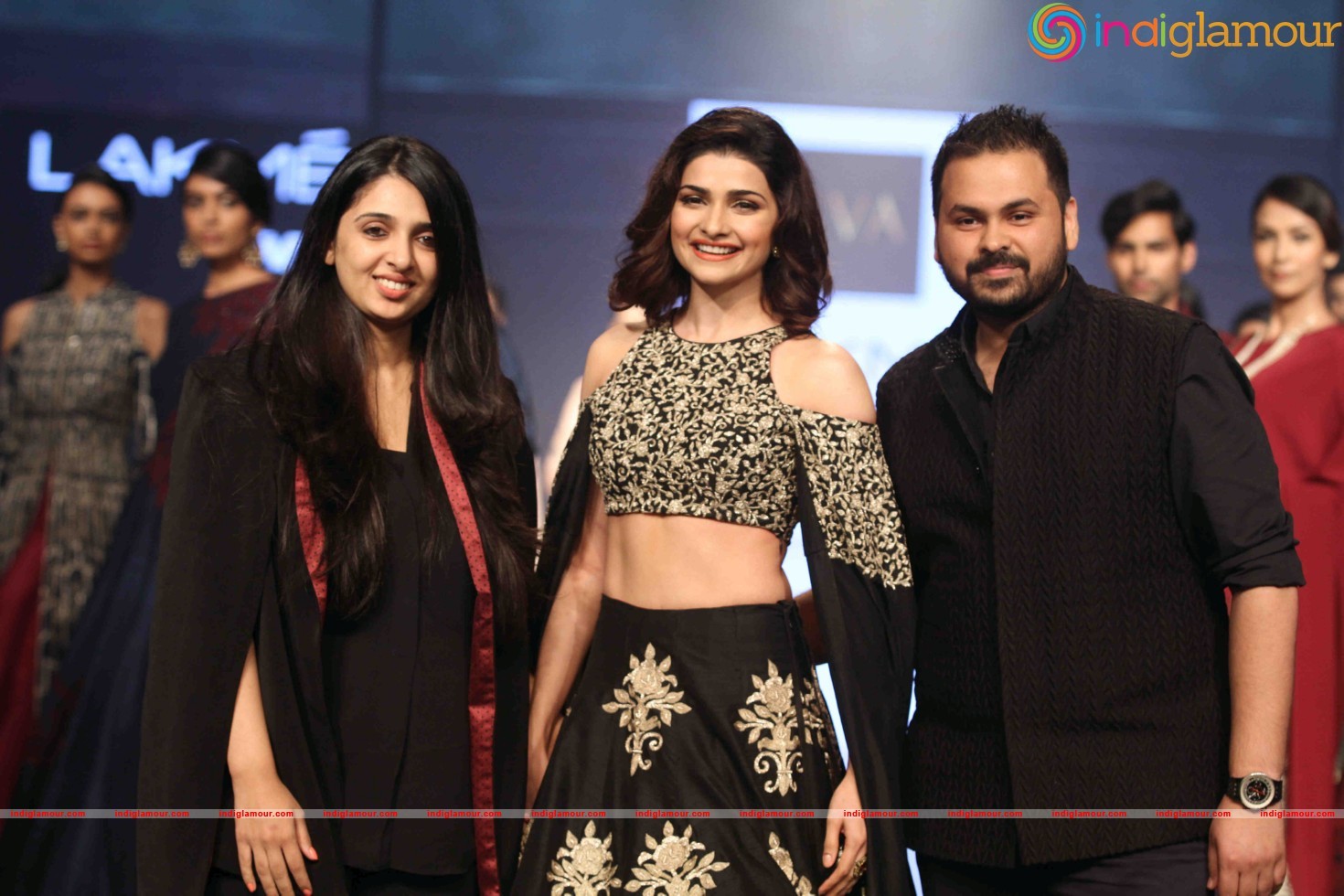 Lakme Fashion Week Winter Festive 2016 Monica Shah and Karishma Swali Event hd photo