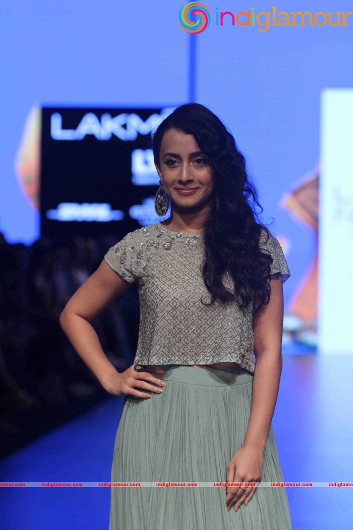 Lakme Fashion Week Winter Festive 2016 Ridhi Mehra Event hd photo