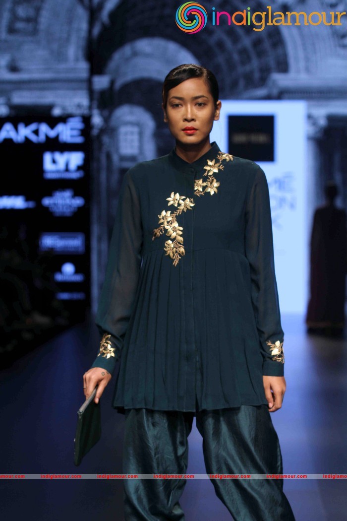 Lakme Fashion Week Winter Festive 2016 Ridhi Mehra Event hd photo