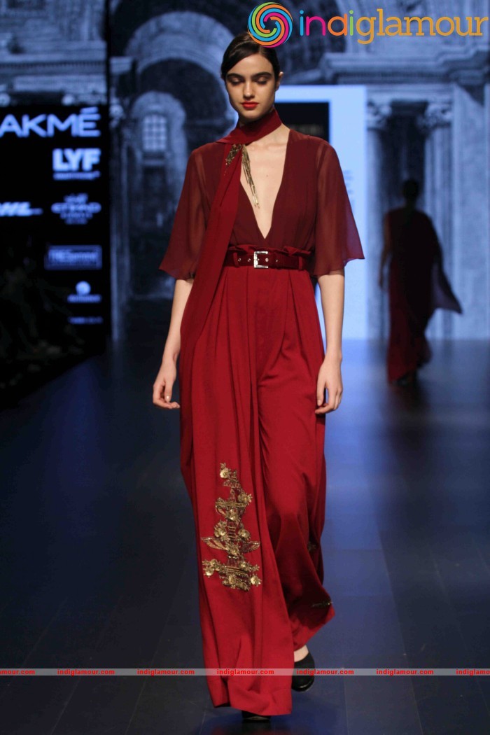 Lakme Fashion Week Winter Festive 2016 Ridhi Mehra Event hd photo