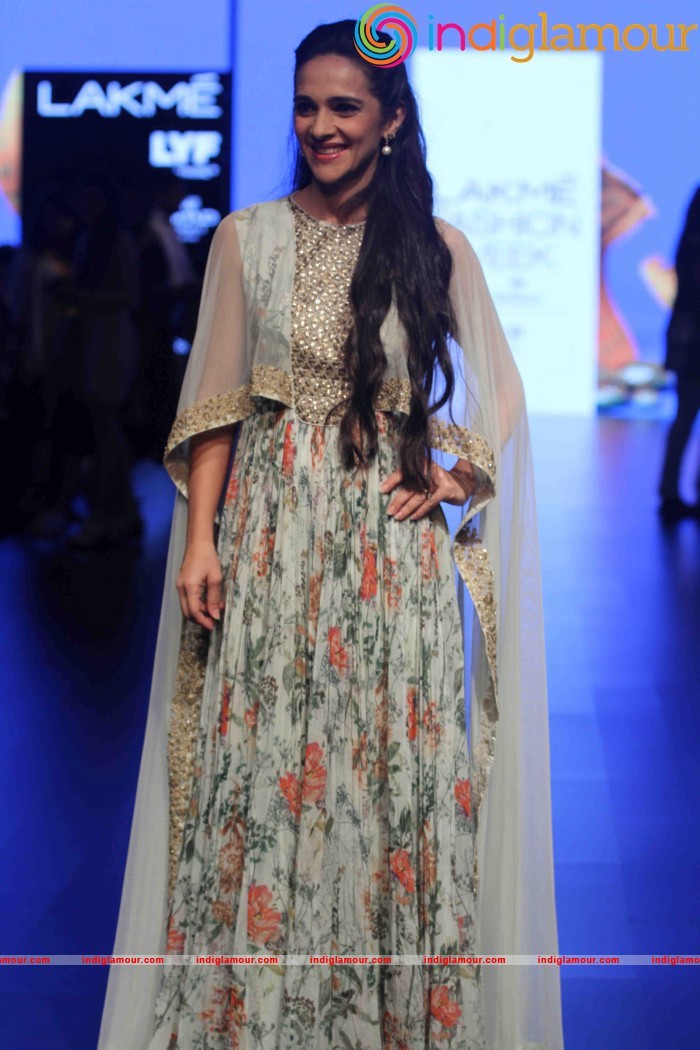 Lakme Fashion Week Winter Festive 2016 Ridhi Mehra Event hd photo