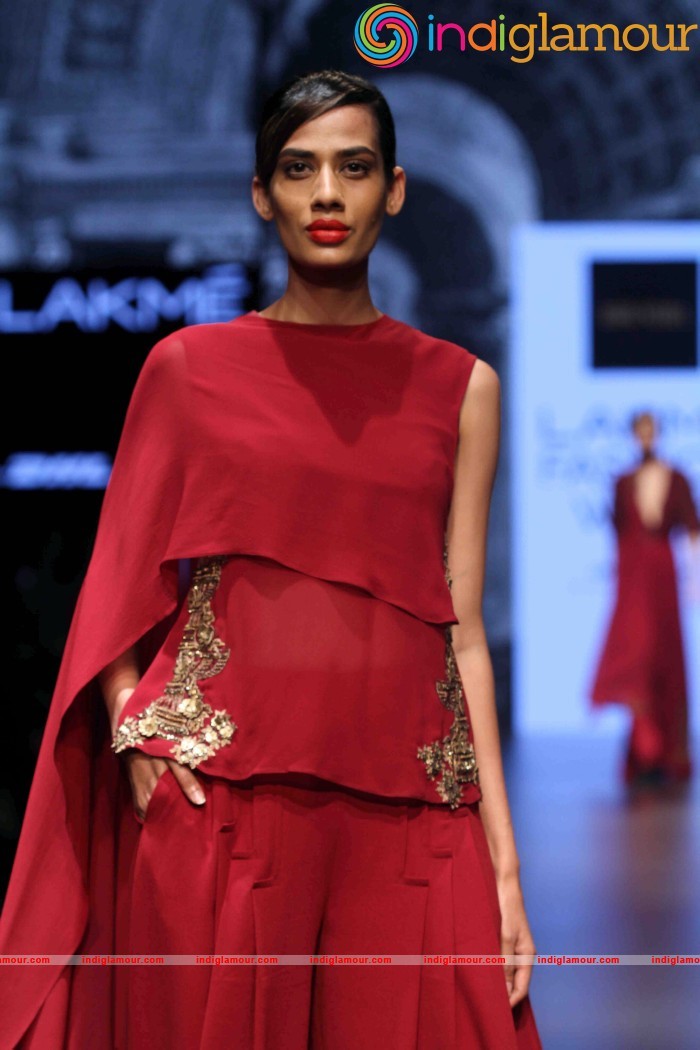 Lakme Fashion Week Winter Festive 2016 Ridhi Mehra Event hd photo